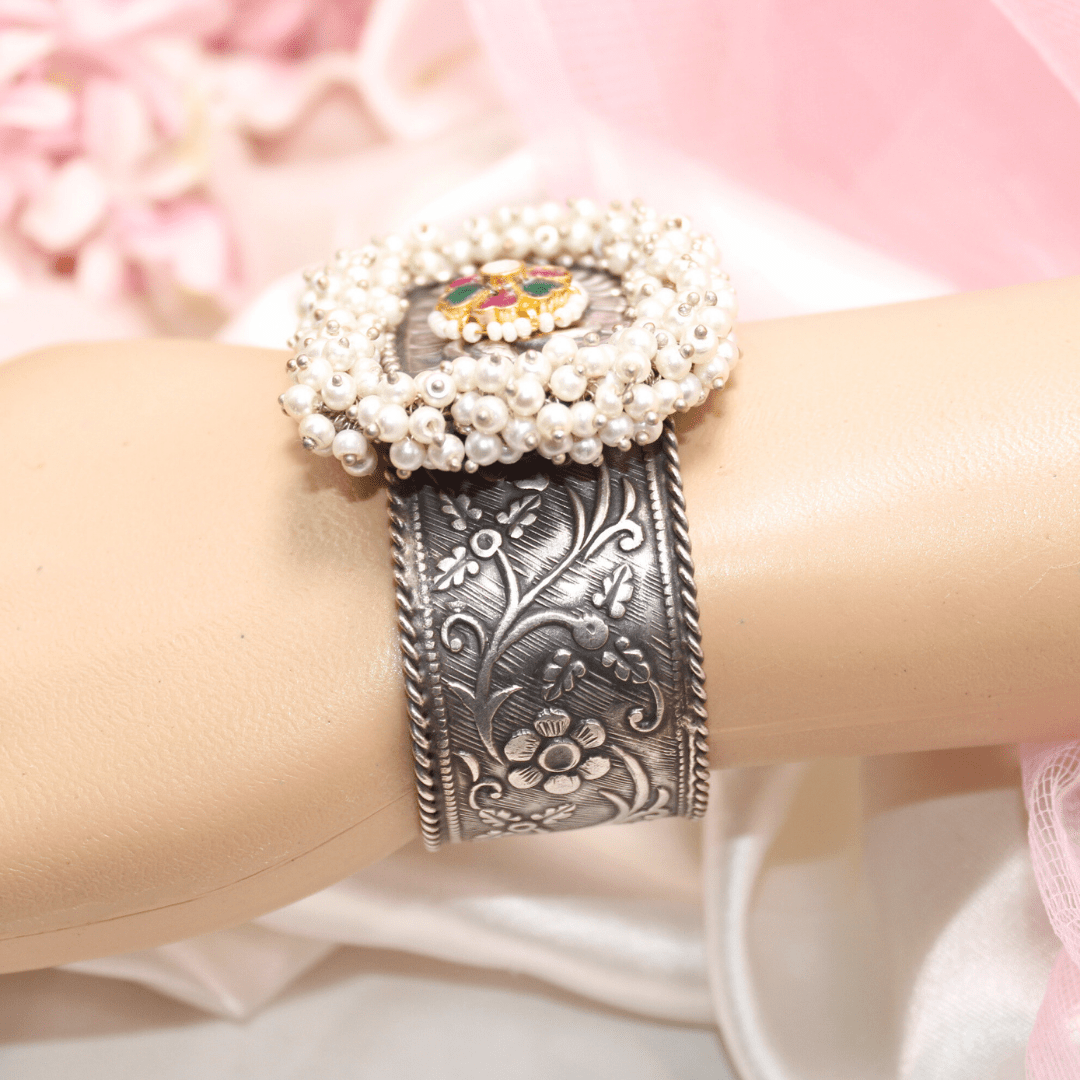 PAACHI KUNDAN KADA - CLASP TYPE