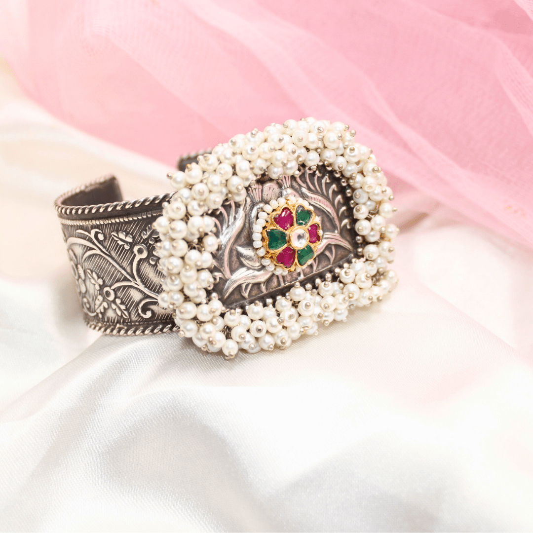 PAACHI KUNDAN KADA - CLASP TYPE