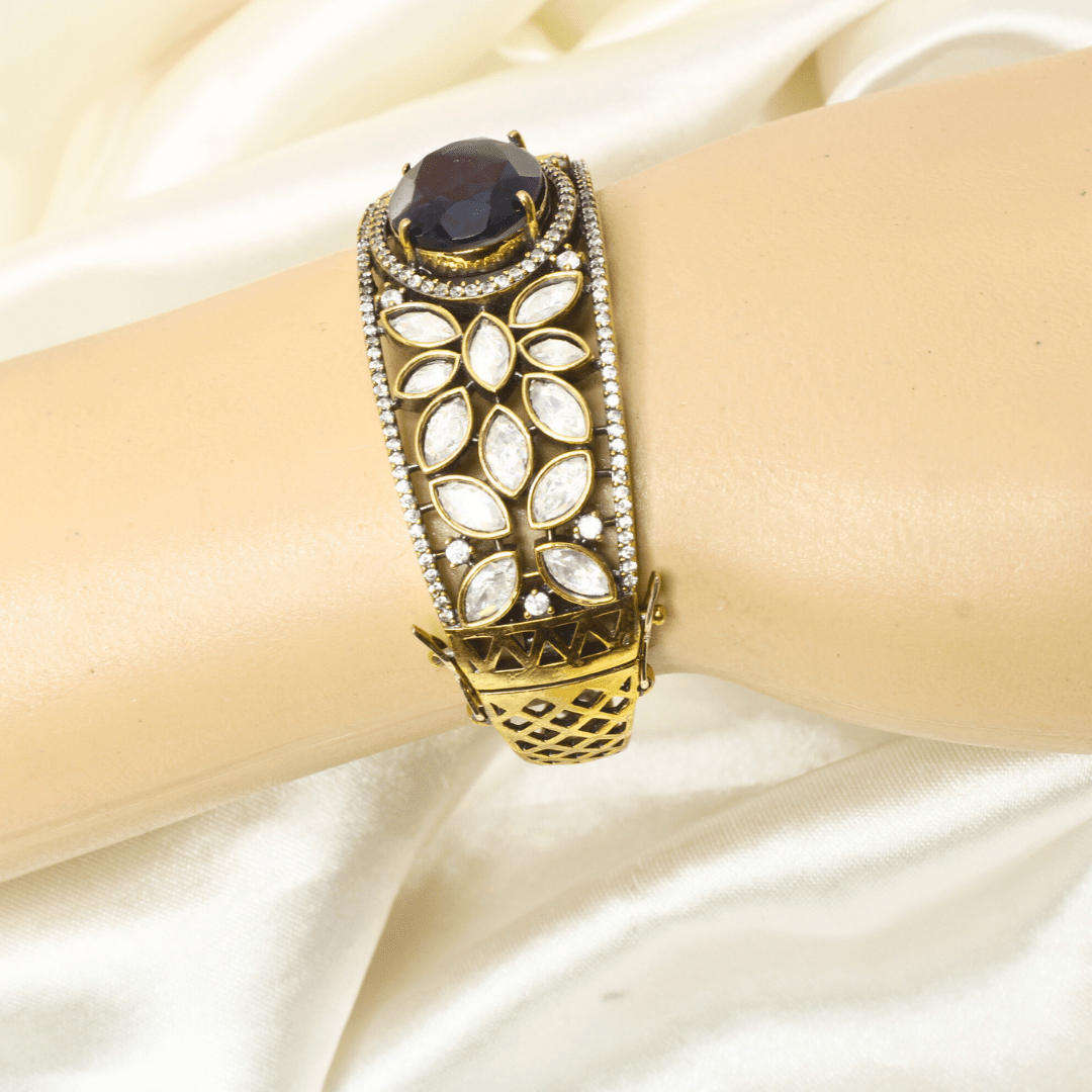 POLKI MOISSANITE BIG STONE ANTIQUE GOLDEN BRACELET - BLUE