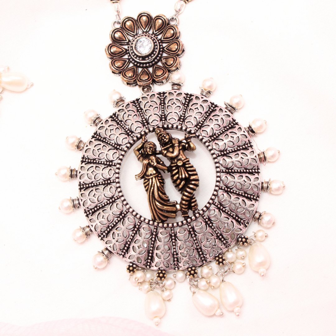 RADHA - KRISHAN DUAL - TONE PENDANT SET - LIGHT GREEN
