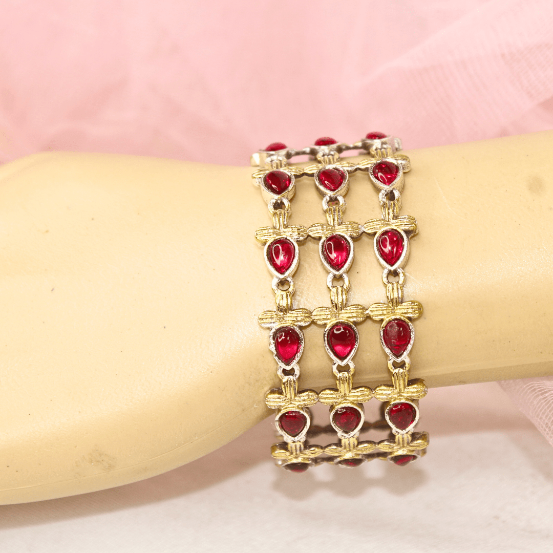 Rajputi Ruby Red Kada – Elegant Non - Openable Single Bang