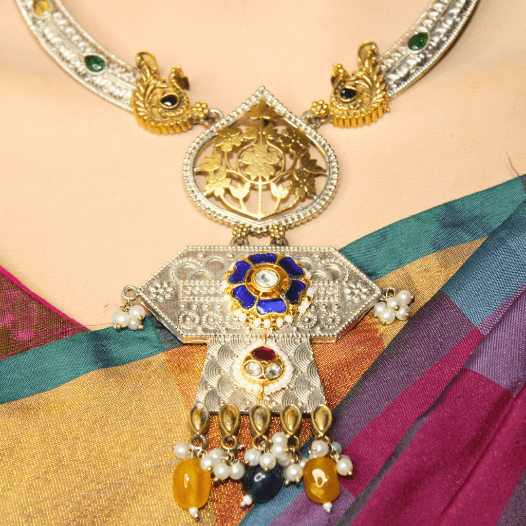 RAJWADI DUAL - TONE PACHI KUNDAN NECKLACE SET