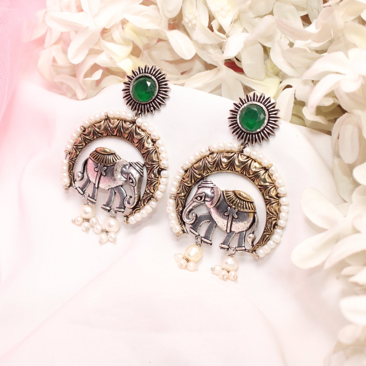 RAJWADI GAJ DUAL - TONE EARRING - GREEN