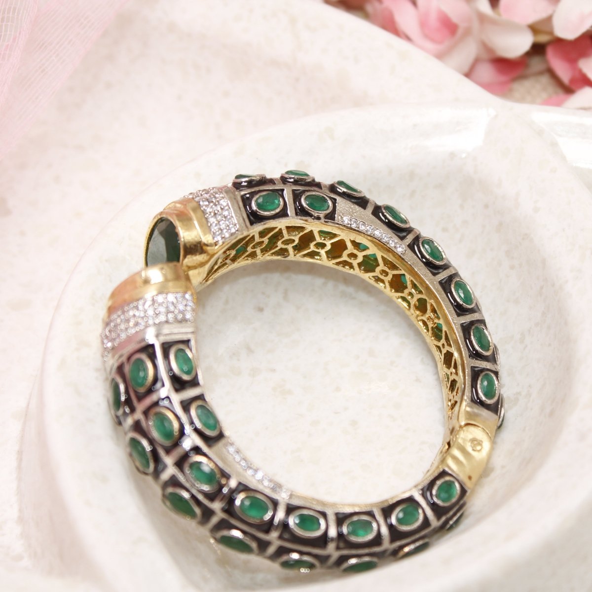 RAJWADI STONE & MEENAKARI KADA GOLD PLATED - GREEN