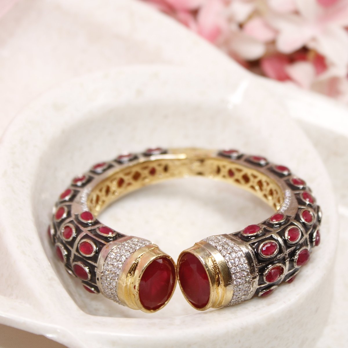 RAJWADI STONE & MEENAKARI KADA GOLD PLATED - RED