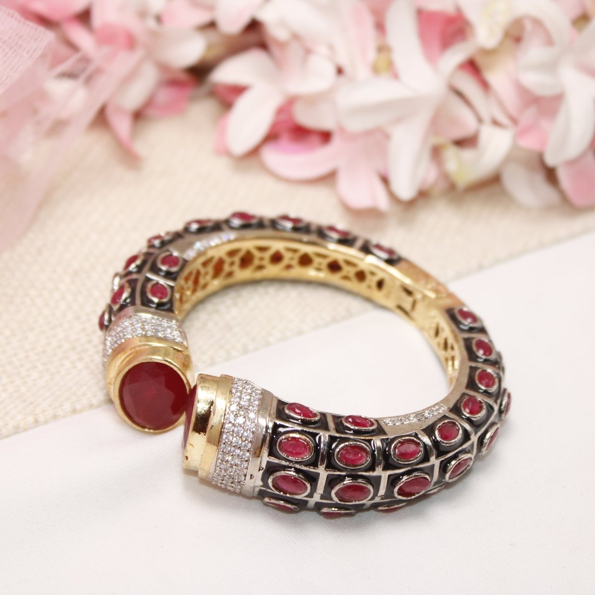 RAJWADI STONE & MEENAKARI KADA GOLD PLATED - RED