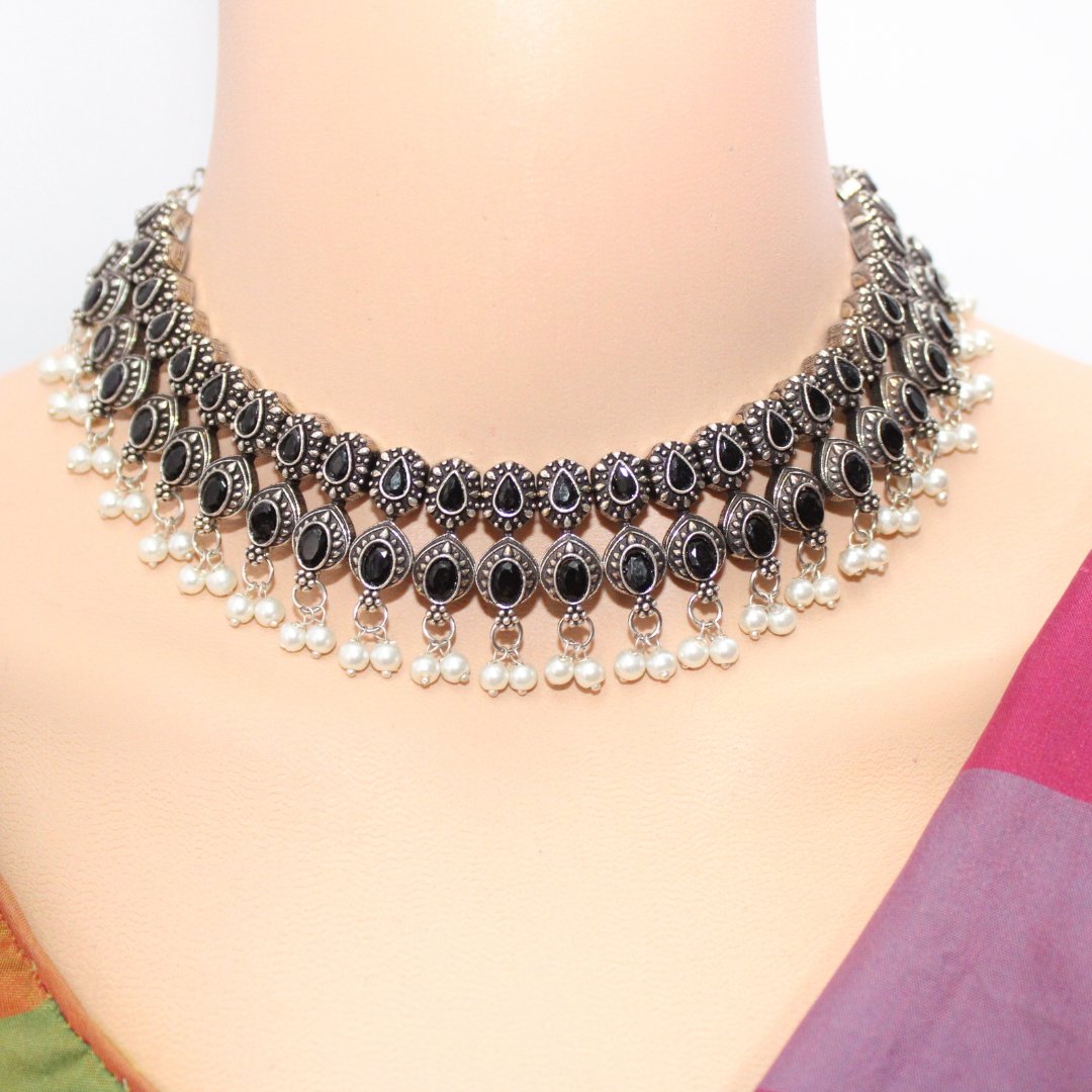 RATNA SHREE NECKLACE SET - BLACK