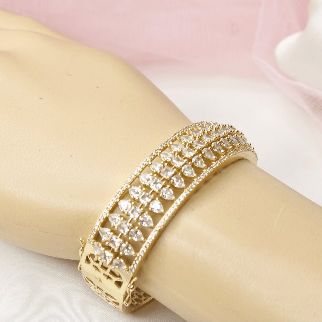 Royal Stone Teardrop Kada-WHITE