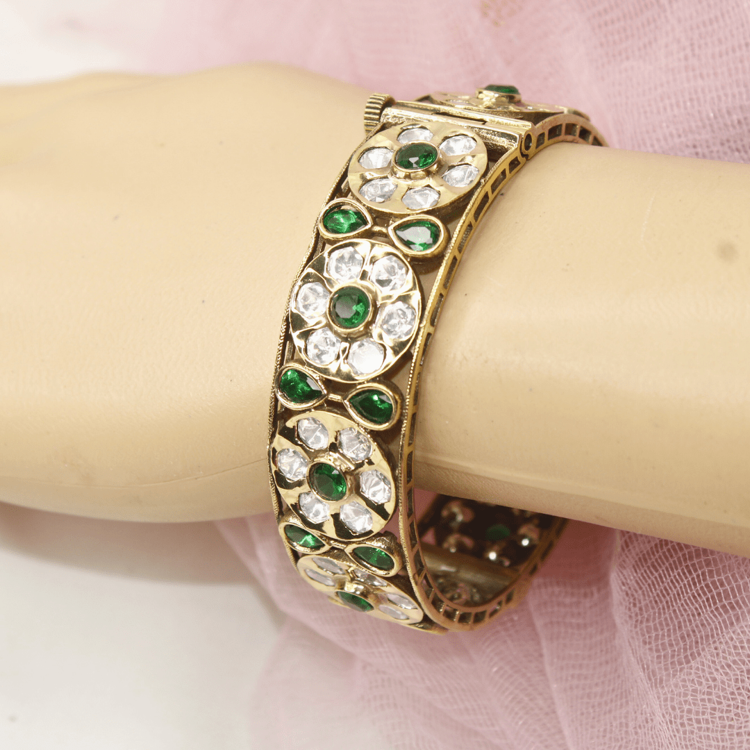 Sabyasachi - Inspired Green & Polki Kada (Set of 2) – Navraee Antique Gold Bangl