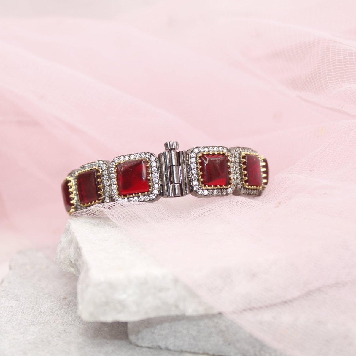 SABYASACHI INSPIRED KADA - RED