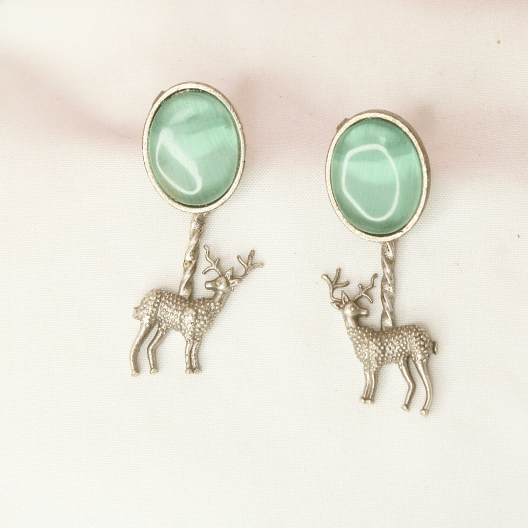 SILVER LOOK ALIKE DEER HASLI - MINT