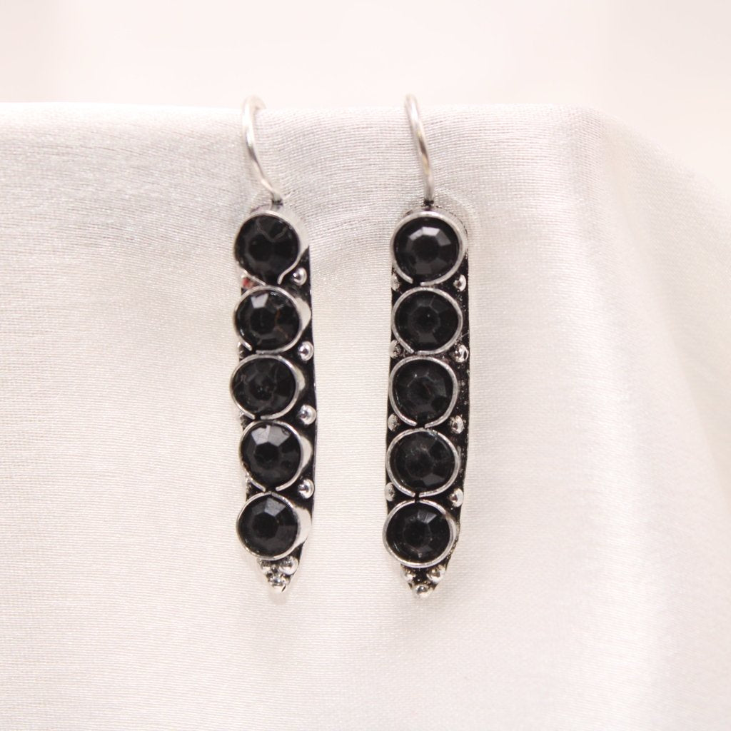 STRING STONE DANGLER EARRING - BLACK