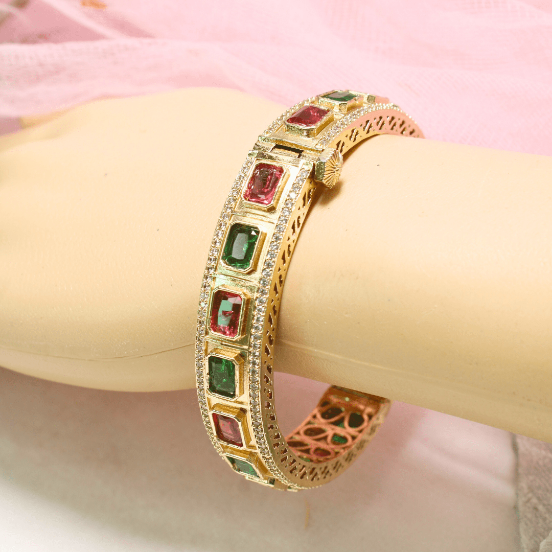 SUHANA MOISSANITE KADA - RED & GREEN
