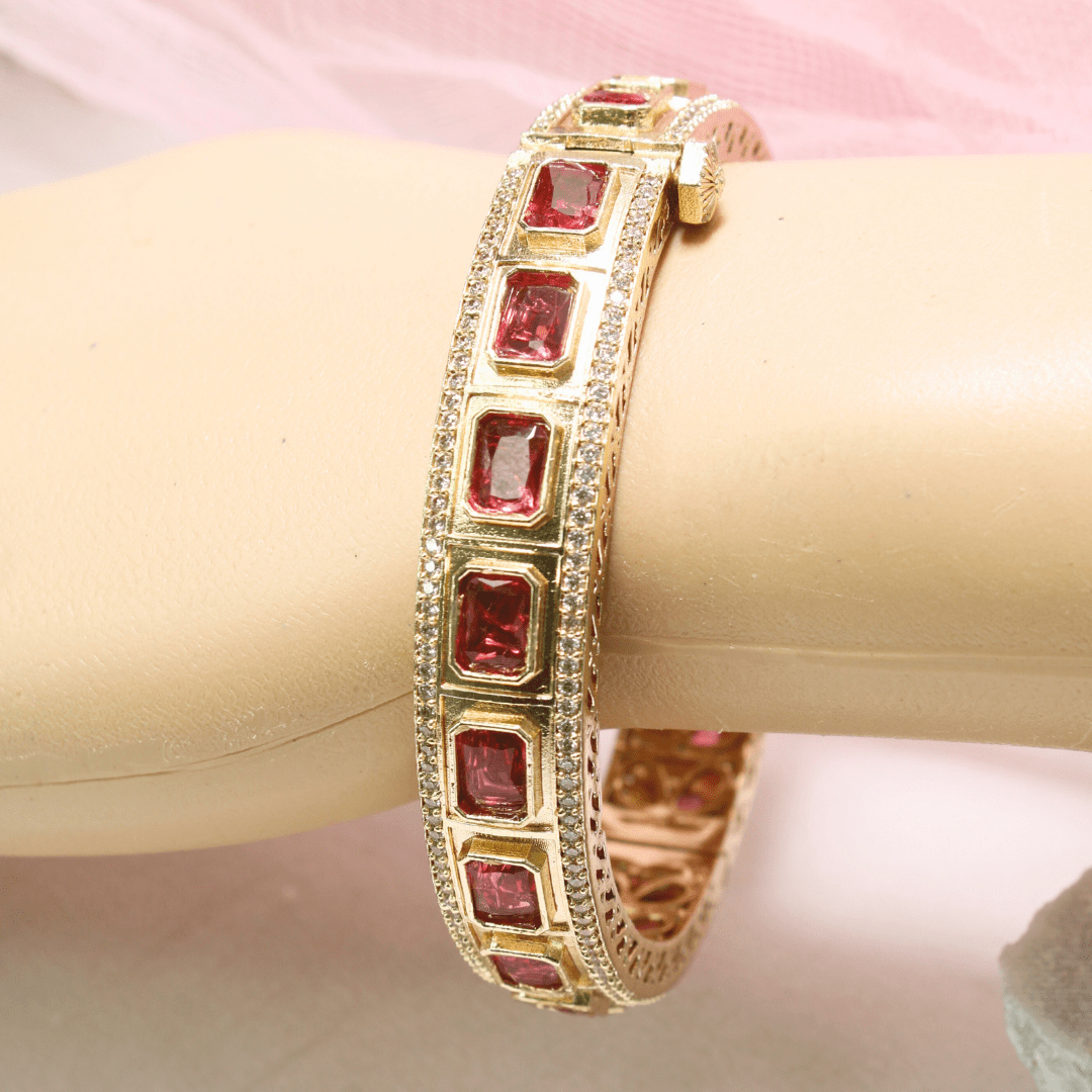 SUHANA MOISSANITE KADA - RED