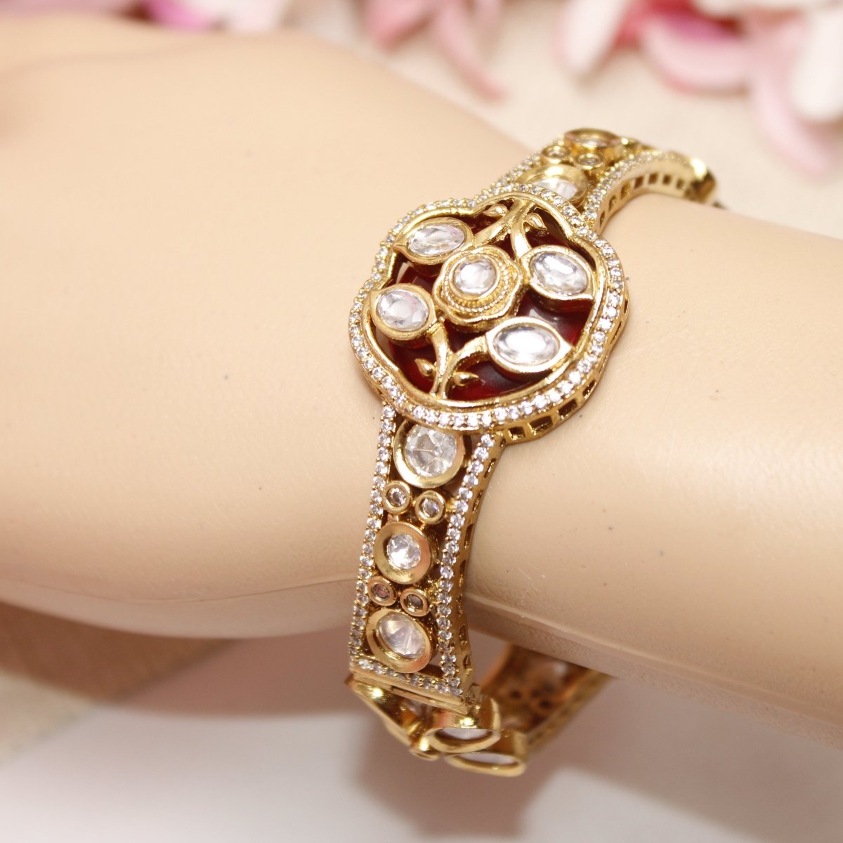 TRADITIONAL STONE & ZIRCON WITH CUTWORK KADA - RED