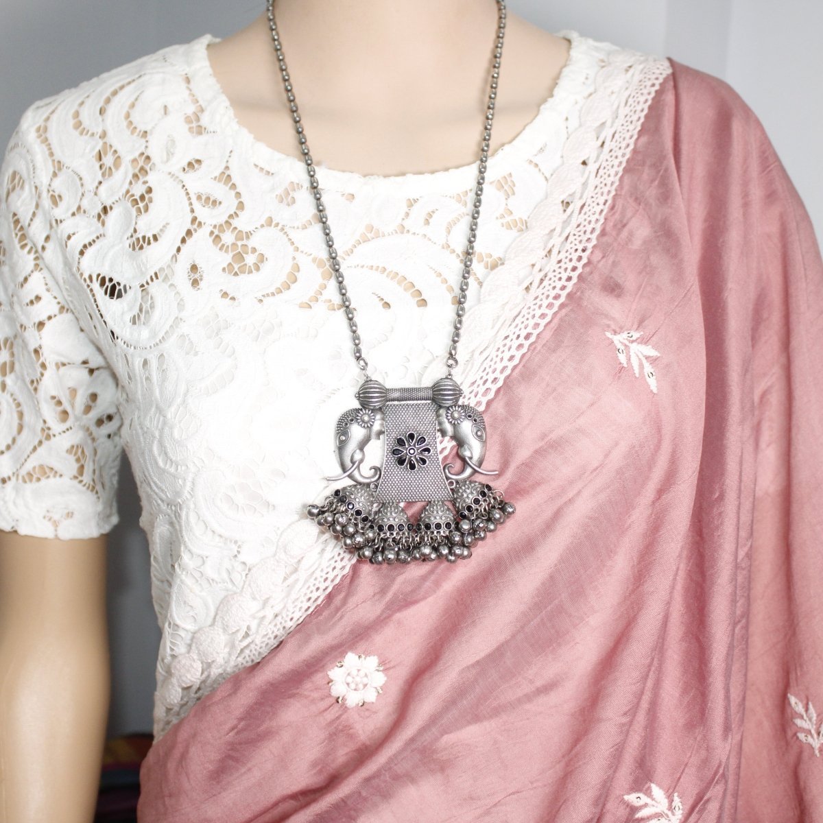 VINTAGE LOOK SILVER REPLICA EKDANTAYA PENDANT - BLACK