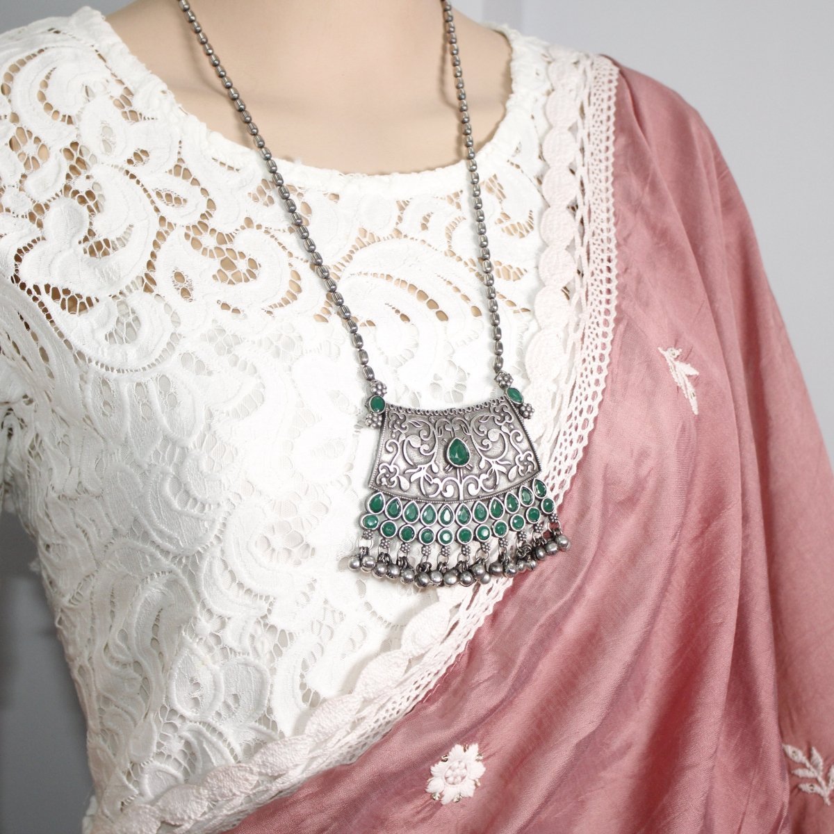 VINTAGE LOOK SILVER REPLICA RAJPUTANA PENDANT - GREEN