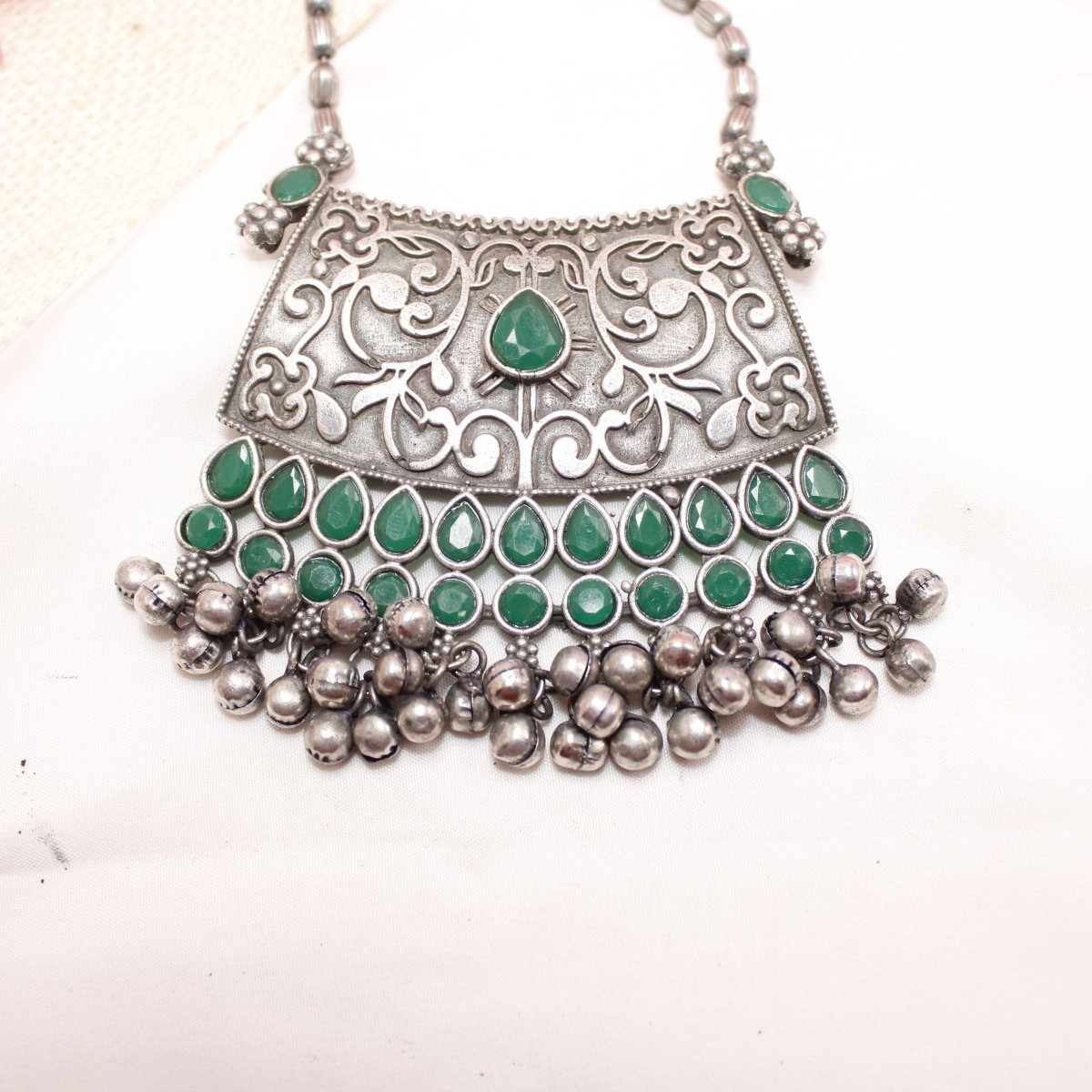 VINTAGE LOOK SILVER REPLICA RAJPUTANA PENDANT - GREEN