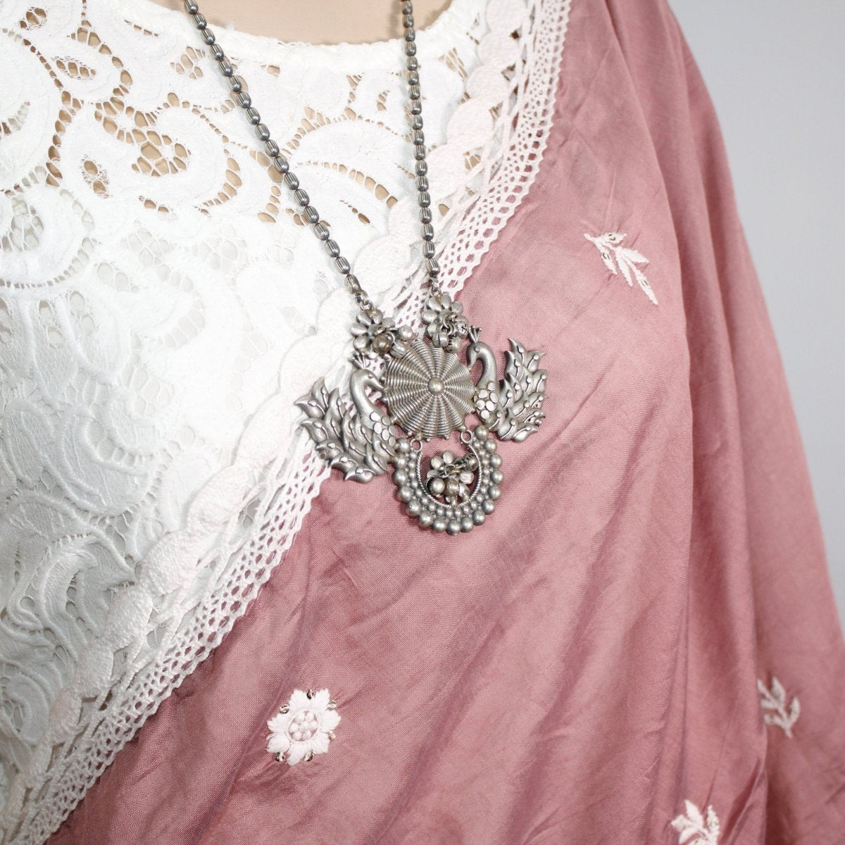 VINTAGE LOOK SILVER REPLICA RAJPUTANA PENDANT-PEACOCK PAIR