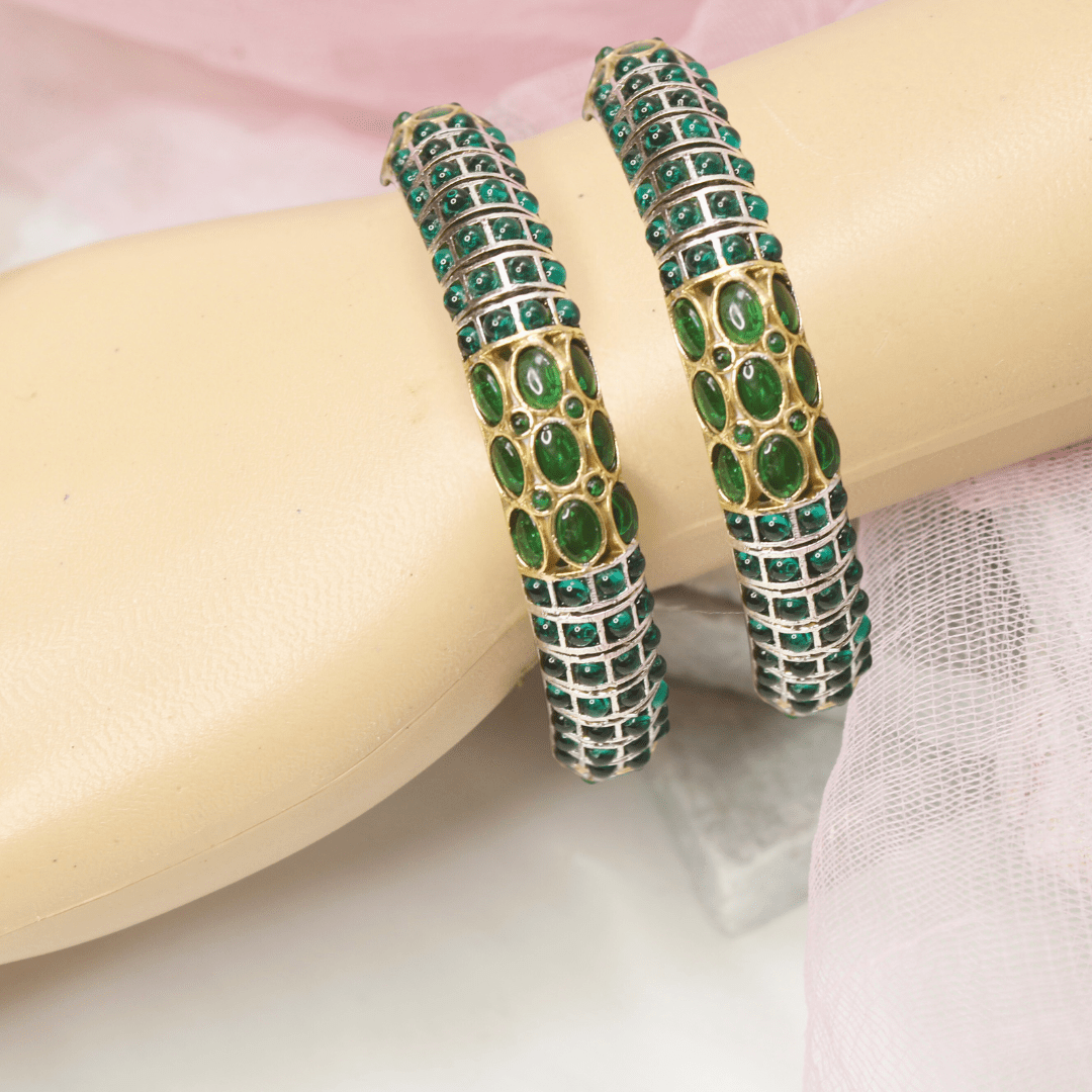 Emerald Nagina Dual-Tone Bangles – Set Of 2 featured in Navraee jewellery styling guide