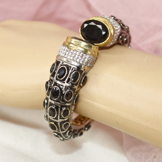 Rajwadi Meenakari Kada with Black Stones