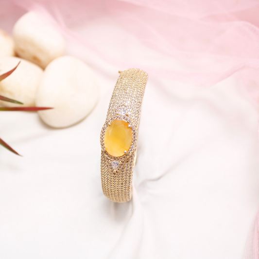 Oval Yellow Stone Openable Bracelet – Designer Gold Kada