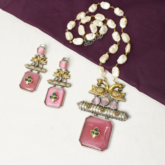 ANTIQUE GOLD-PLATED PINK STONE NECKLACE SET WITH PEARLS - ETHNIC JEWELRY