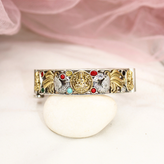 DUAL-TONE ROUND LAXMI  MOR KADA-NAVRATAN