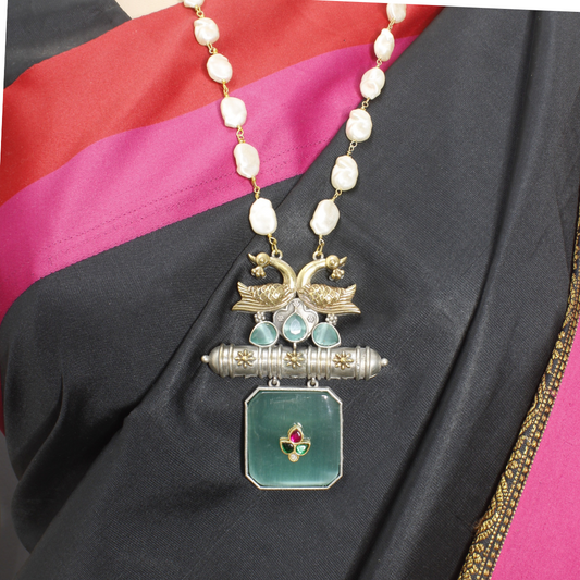 ANTIQUE GOLD-PLATED MINT STONE NECKLACE SET WITH PEARLS - ETHNIC JEWELRY