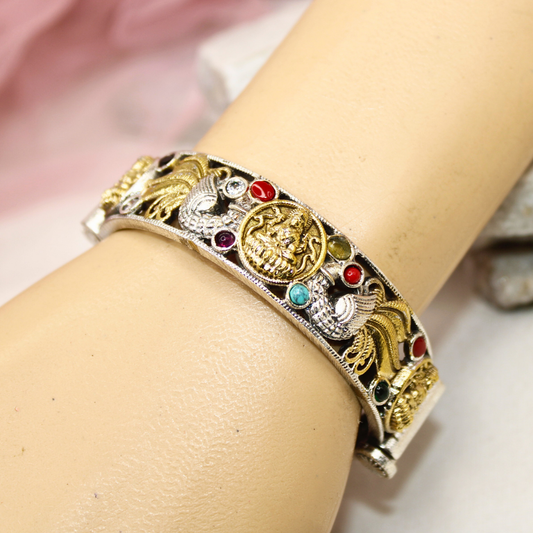 DUAL-TONE ROUND LAXMI  MOR KADA-NAVRATAN