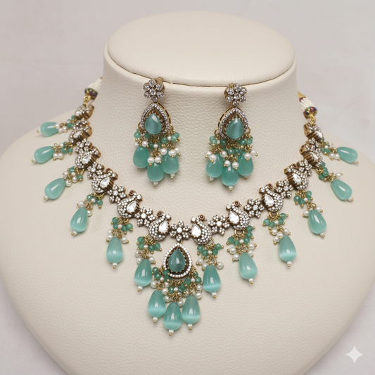 Sea Green Beaded Antique Necklace Set