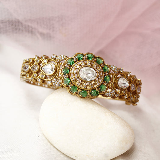 Royal Antique Polki Kada with Emerald Green Stones