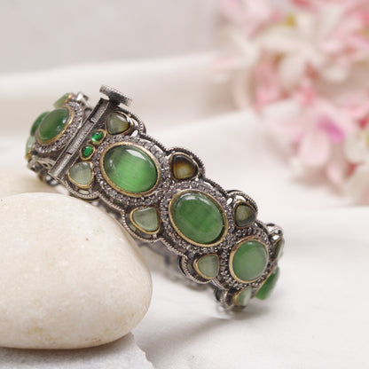 Premium Antique Victorian Green Stone Single Kada