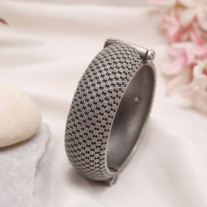 Navraee Antique Oxidised Silver Textured Statement Kada