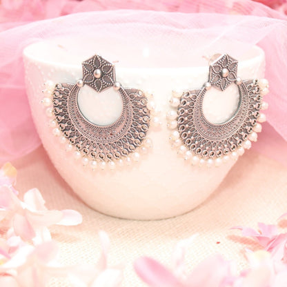 AALAM CHANDBALI WITH PEARLS EARRING