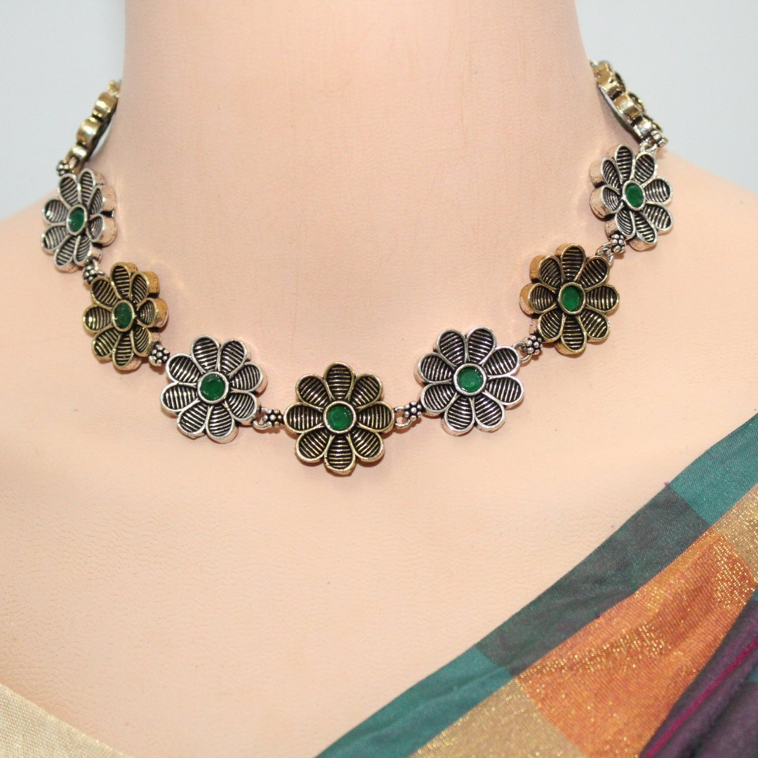 AARYA DUAL TONE NECKLACE SET-GREEN