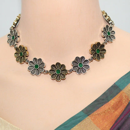 AARYA DUAL TONE NECKLACE SET-GREEN