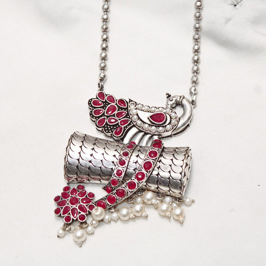 Antique Peacock Pendant Set – Red