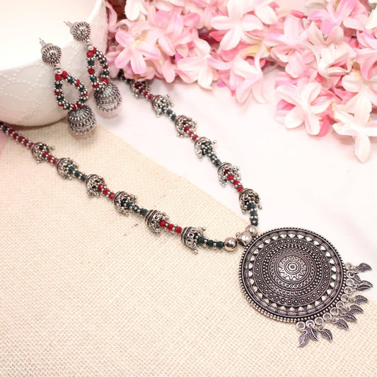 BANJARA PENDANT SET-JHUMKI PATTERN-CHAKRA-MAROON & GREEN