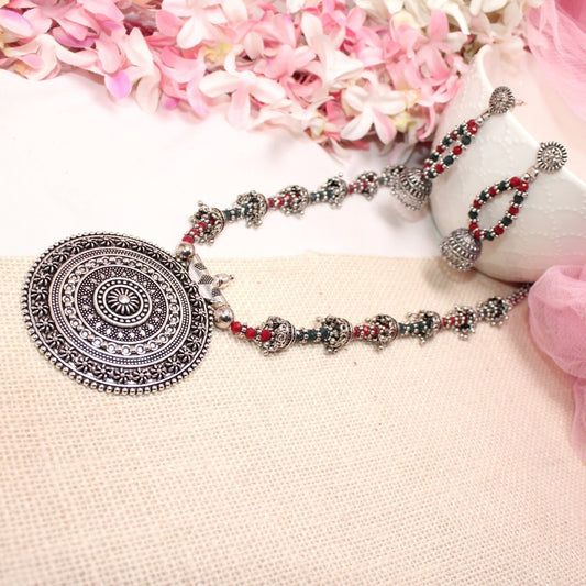 BANJARA PENDANT SET - JHUMKI PATTERN - CHAKRA - MAROON & GREEN