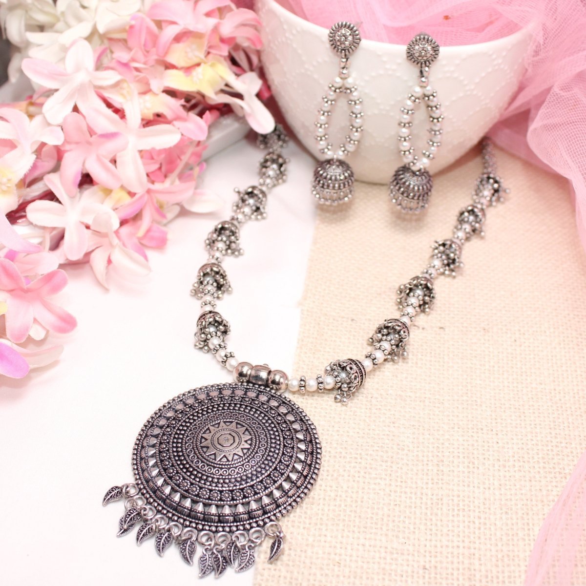 BANJARA PENDANT SET-JHUMKI PATTERN-CHAKRA PATTERN-WHITE