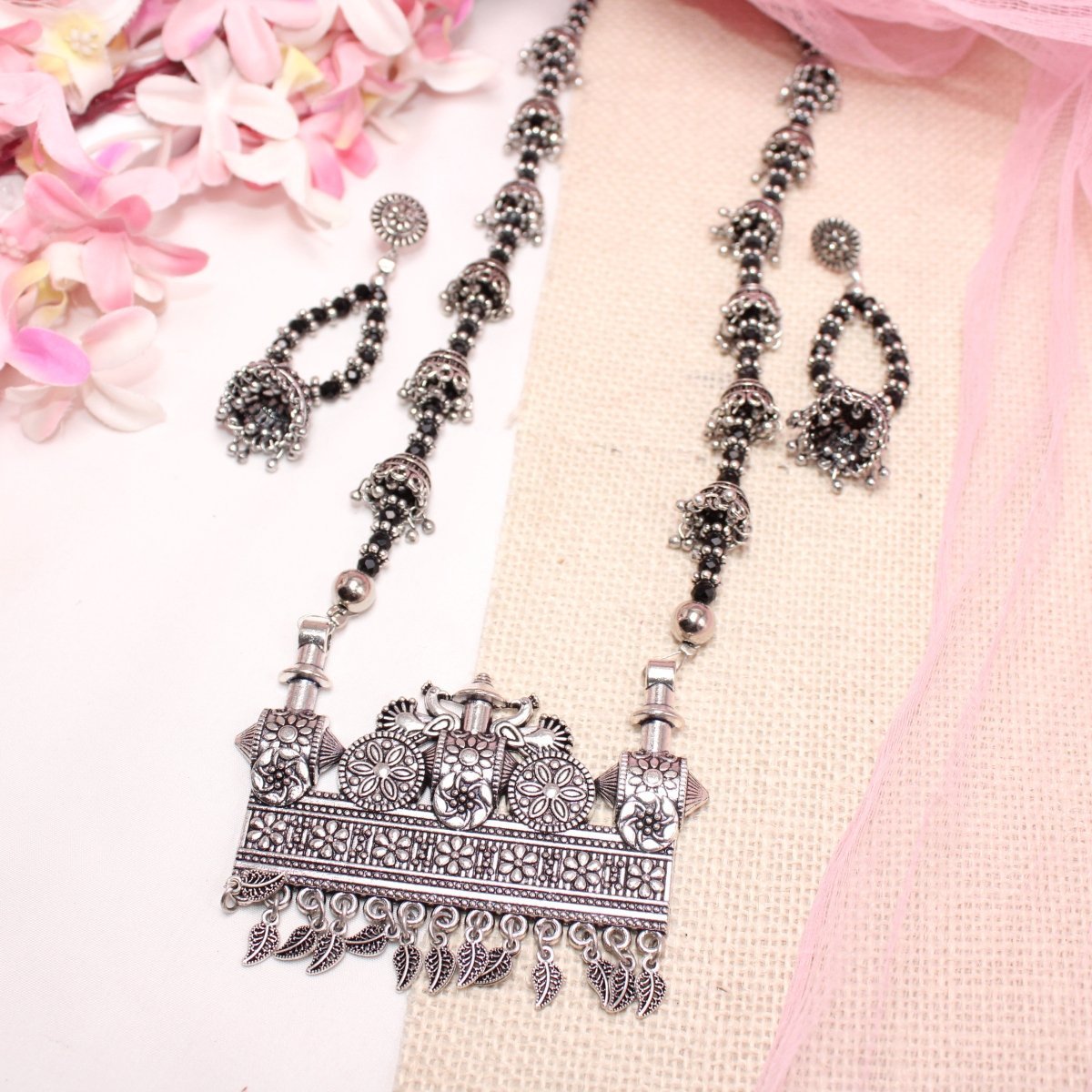 BANJARA PENDANT SET-JHUMKI PATTERN-RECTANGULAR PATTERN-BLACK