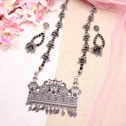BANJARA PENDANT SET-JHUMKI PATTERN-RECTANGULAR PATTERN-BLACK