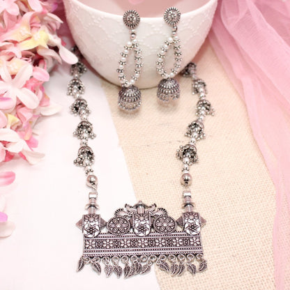 BANJARA PENDANT SET-JHUMKI PATTERN-RECTANGULAR PATTERN-WHITE