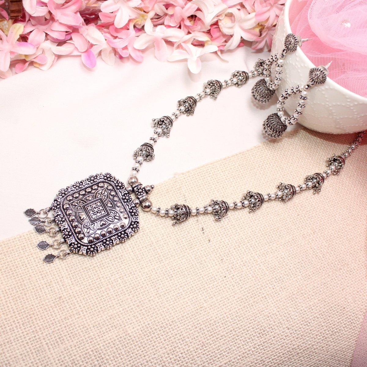 BANJARA PENDANT SET - JHUMKI PATTERN - SQUARE - WHITE
