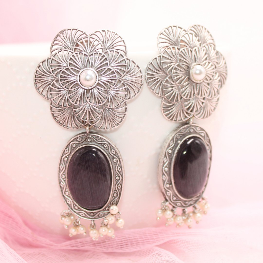 BIG FLOWER JAALI WITH MONALISA STONE EARRING - BLACK
