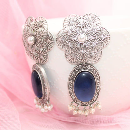 BIG FLOWER JAALI WITH MONALISA STONE EARRING - BLUE