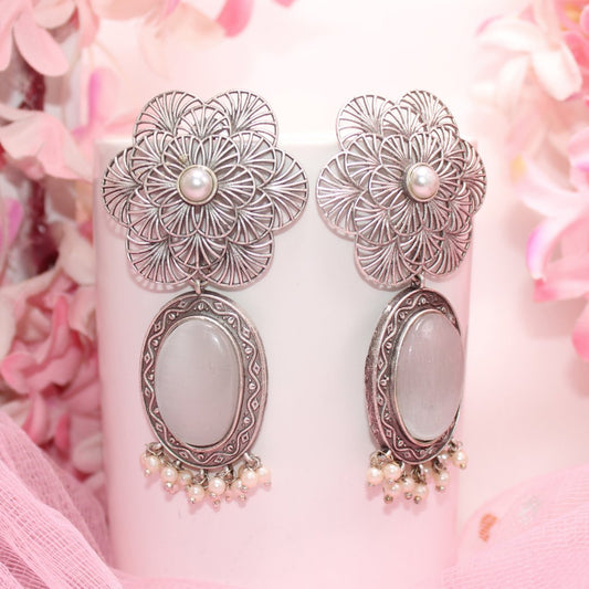 BIG FLOWER JAALI WITH MONALISA STONE EARRING - GREY