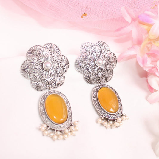 BIG FLOWER JAALI WITH MONALISA STONE EARRING - YELLOW