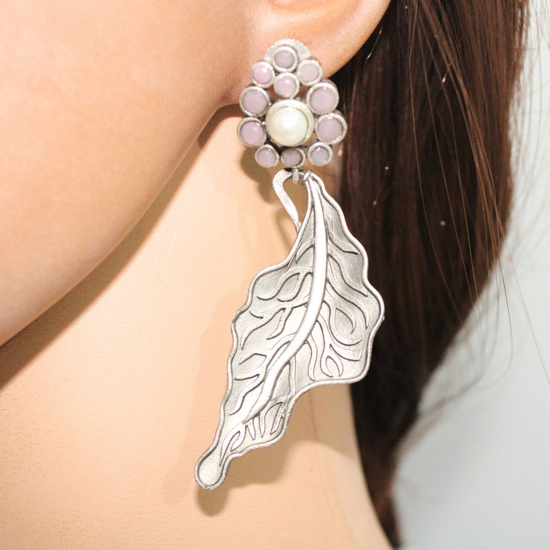 BIG LEAF EARRING DANGLER-PINK